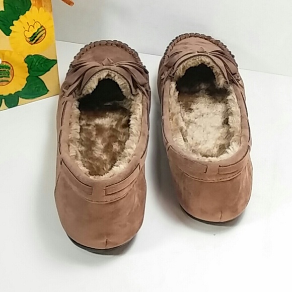 🆕 Camel Soft Faux Fur Lined Moccasin Slippers 🆕 - Picture 5 of 8